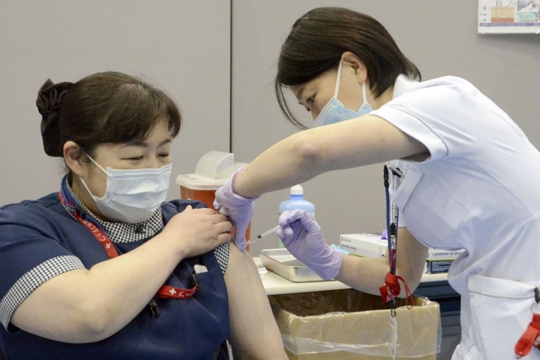 U Japanu mnogo neiskorišćenih doza: Vakcinisano samo 2,2 odsto građana