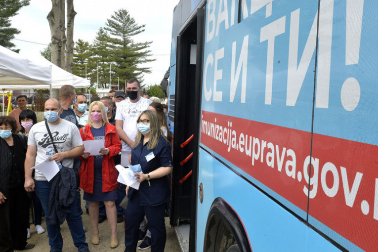 Imunizacija u prestonici: Autobus za vakcinaciju biće postavljen ovog vikenda na Zemunskom keju