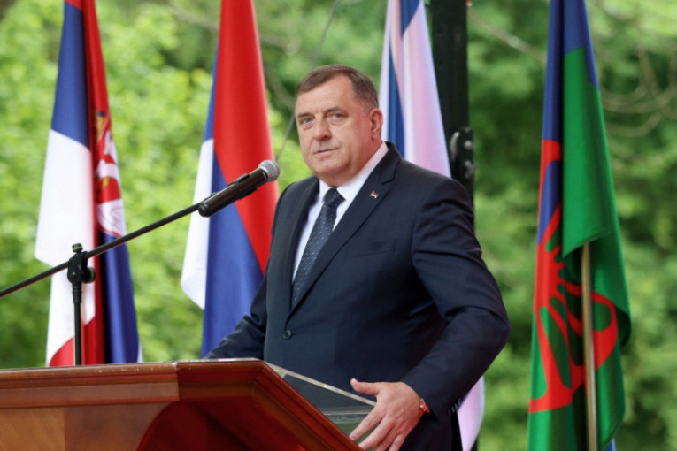 Pismo Karmelu Ađijusu: Dodik traži da se preispita odluka o premeštanju Karadžića u Veliku Britaniju