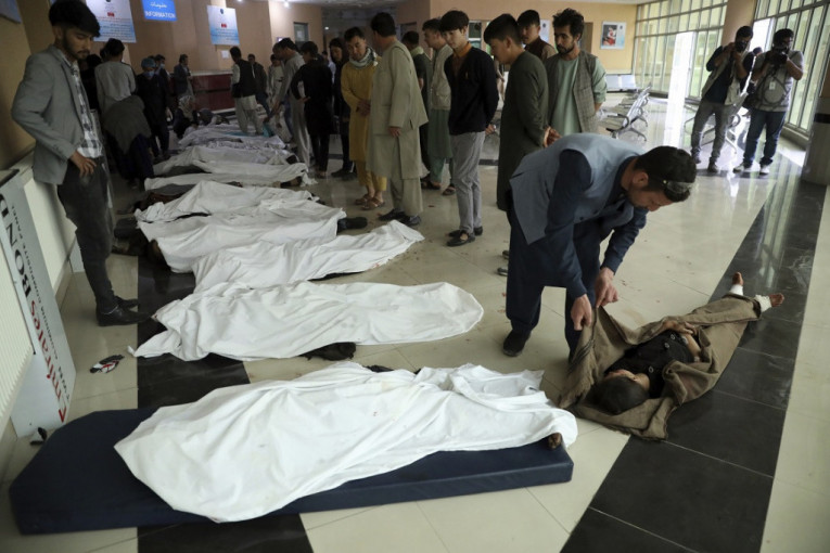 Uznemirujuće: Stravična eksplozija u Kabulu, desetine mrtvih i povređenih, mahom deca (FOTO)