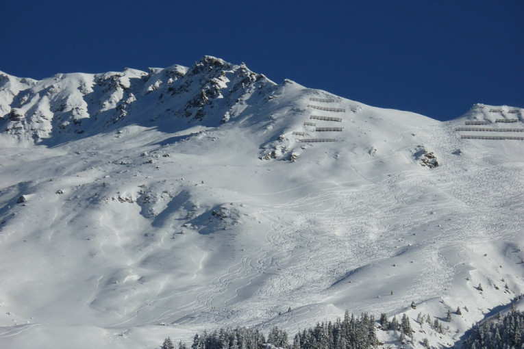 Horor na Alpima: Dve žene se smrzle na visini od 4.000 metra, muškarca prevezli u bolnicu!