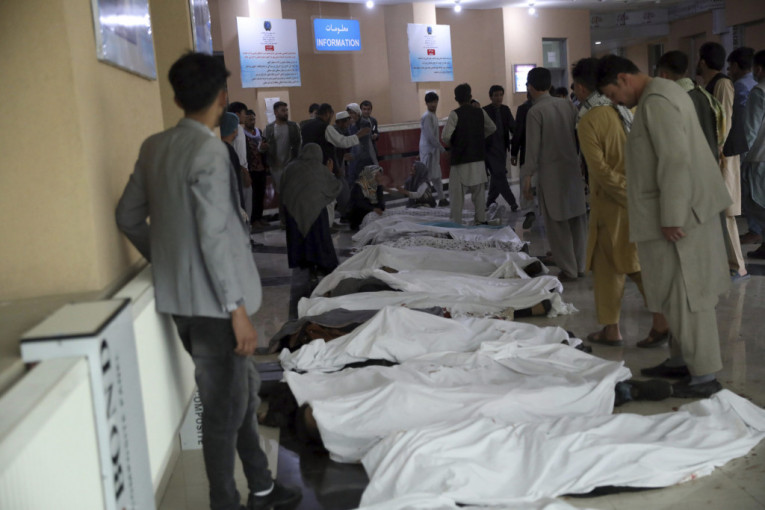 Novi bilans masakra kod škole za učenice u Kabulu: Raste broj žrtava, povređeno više od 160 osoba (FOTO+VIDEO)