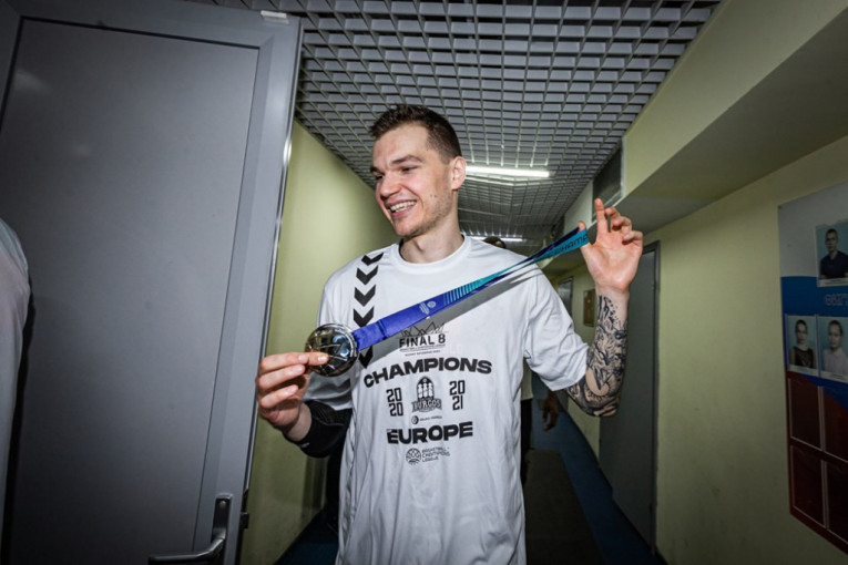 Neprijatnost za osvajača FIBA Lige šampiona: Košarkaš Burgosa "zarobljen" u Rusiji