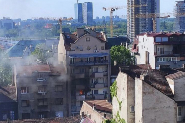 Novi požar u Beogradu: Evakuisano dvoje dece