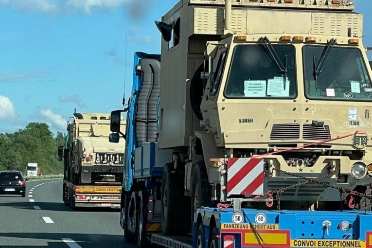 Konvoji kamiona sa NATO naoružanjem idu prema Srbiji iz pravca Hrvatske! (FOTO)