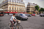 Pariz proteruje vozila: Centar rezervisan za pešake i bicikliste