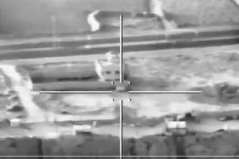 Izrael napao Hamasovu mornaricu: Avioni pogodili na desetine meta (VIDEO)