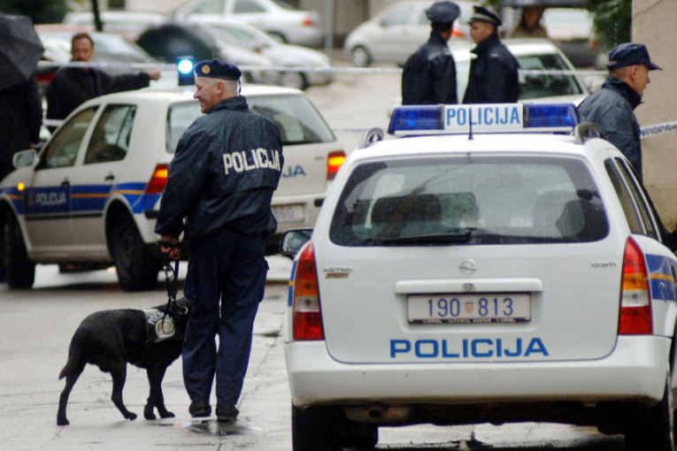 Srbin pao na granici Slovenije i Hrvatske: Policija mu u automobilu pronašla 16 kilograma marihuane