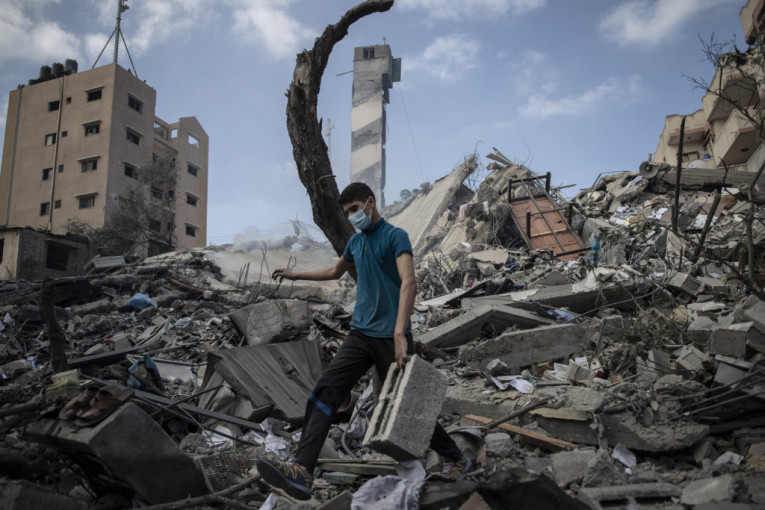 Humanitarna pomoć stigla u Gazu: Trebaće godine da se obnovi porušeno