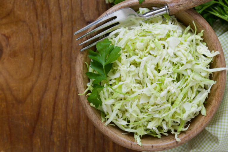 Pripremite savršenu kafansku kupus salatu: Poznati kuvar otkriva kako da ne pogrešite