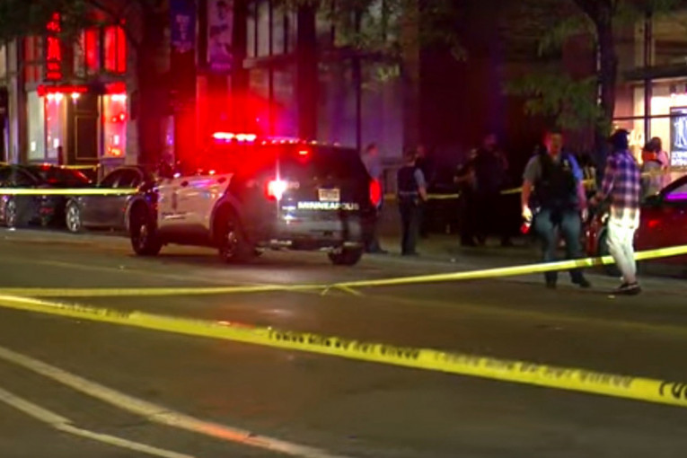 Pucnjava u Mineapolisu podigla Ameriku na noge: Dvoje ubijeno, osmoro ranjeno(VIDEO)