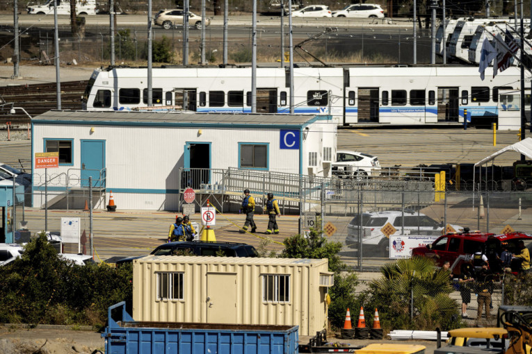 Masakr na železničkoj stanici: Najmanje osmoro mrtvih u pucnjavi u Kaliforniji (VIDEO)