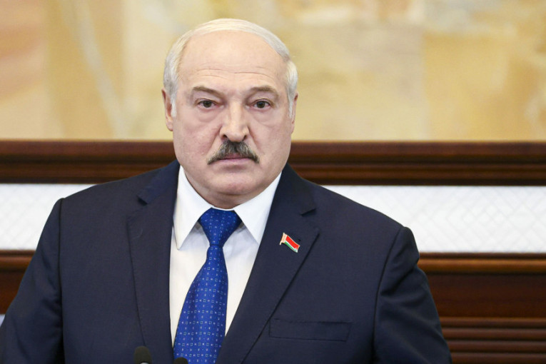 Lukašenko uperio prstom u drugu zemlju: "Dojava o bombi došla je iz Švajcarske"