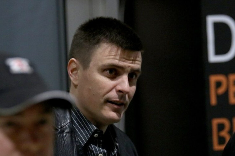 Vuk Kostić starom fotografijom probudio emocije: Prvi reagovao Mišin naslednik (FOTO)