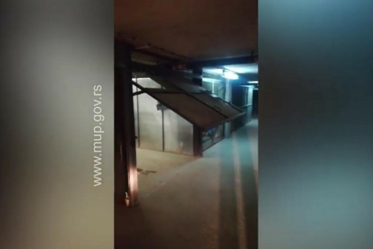 Policijska akcija u Beogradu: Hapšenje u toku primopredaje marihuane (VIDEO)