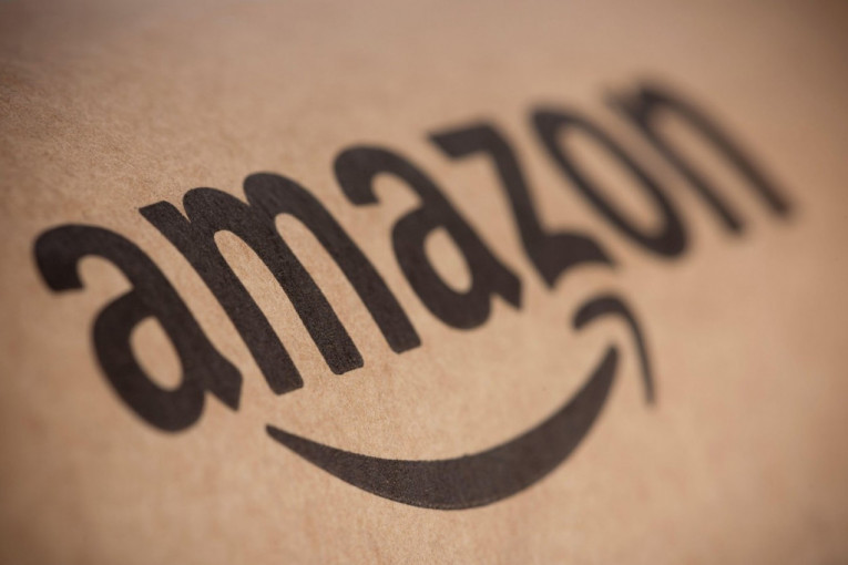 Pad kralja onlajn trgovanja: Survale se akcije Amazona!