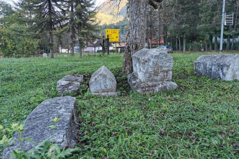 Nesvakidašnji poduhvat u Bajinoj Bašti: Niče park na obali Drine, ćirilica će se videti iz vazduha