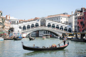 O turistima u Veneciji brinu naoružani stražari