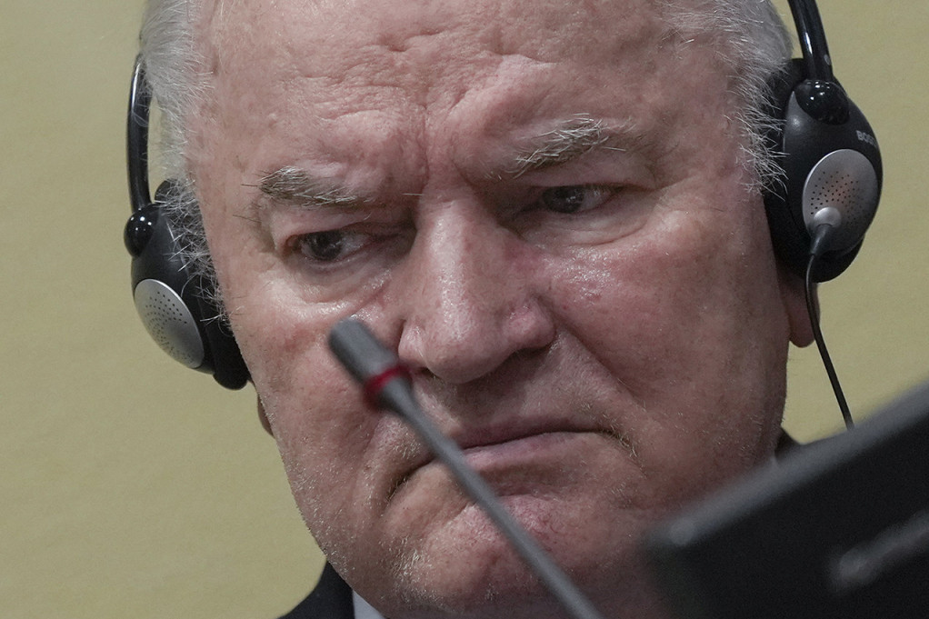 Zdravstveno stanje generala Mladića se pogoršalo: "Toliko je slab da ne može da hoda ni 20 metara"