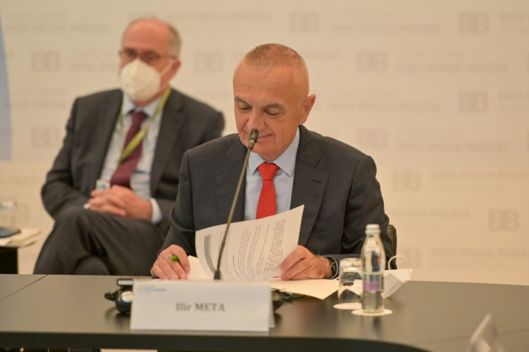 Skupština Albanije smenjuje predsednika: Ukazano nepoverenje Iljiru Meti