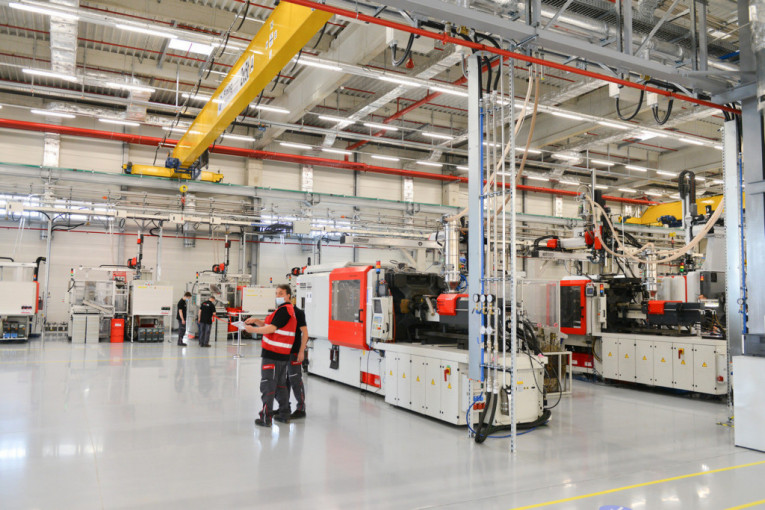 Još jedna nemačka fabrika u Srbiji: Fišer automotive od danas “kod kuće” i u Jagodini