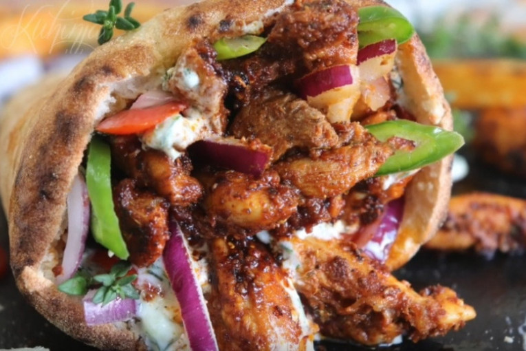 Recept dana: Giros, najbolja domaća verzija omiljenog grčkog specijaliteta