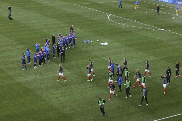 Prekida se fudbal na Euru: U 10. minutu meča sve staje i svi odaju počast njemu!