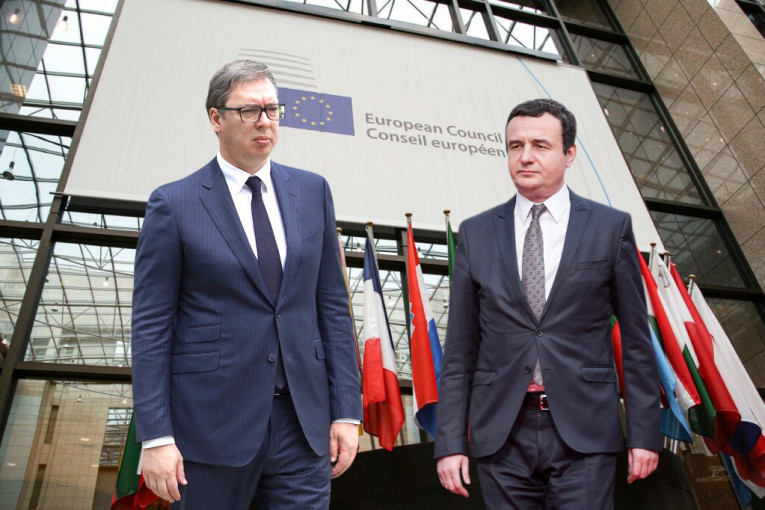 Borelj i Lajčak nude rešenje za smirivanje tenzija na Kosovu, pozivaju Vučića i Kurtija u Brisel