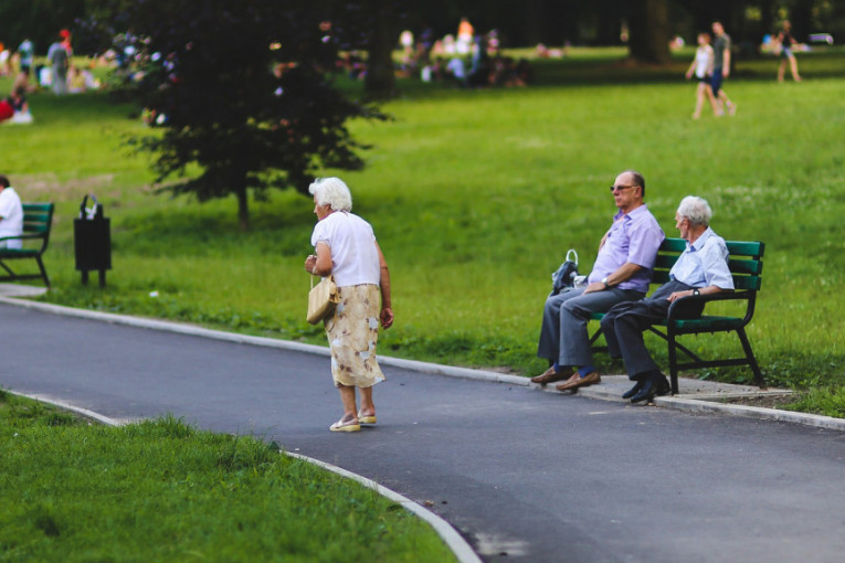 Dobra vest za najugroženije penzionere: Biće garantovane penzije?