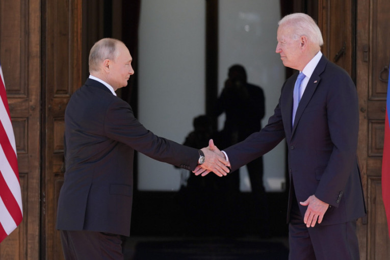 Završen samit u Ženevi: Gotovi pregovori Bajdena i Putina, obe strane zadovoljne