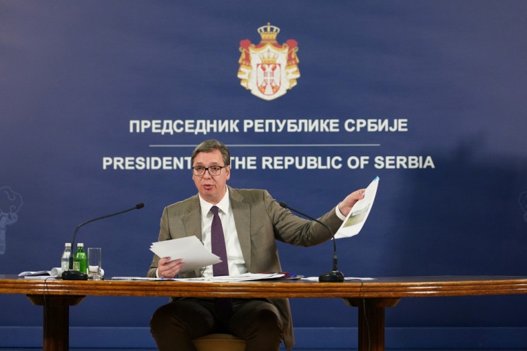 Predsednik Vučić se obratio građanima Srbije: Prištinska delegacija nije došla u Brisel da razgovara