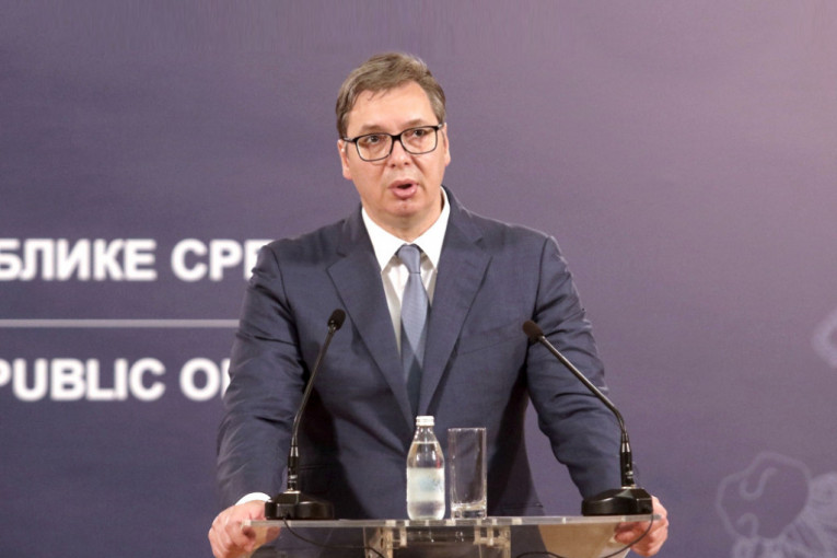 Vučić se ponovo oglasio na Instagramu, ali sa jakom porukom: Neko se usudio da sanja... (VIDEO)