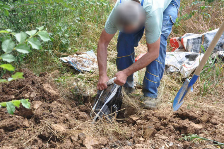 Jezive scene u kragujevačkom azilu: MUP plasirao nove dokaze zlodela koje je potreslo Srbiju (FOTO)