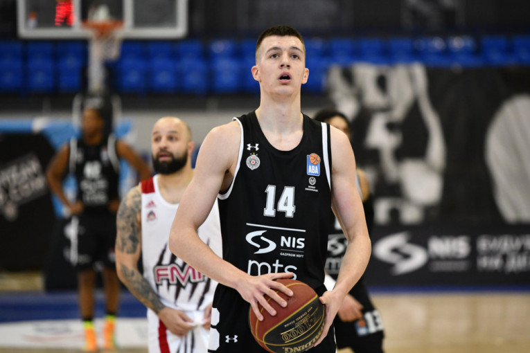 Partizan brine o talentima: Još jedan mlad igrač potpisao ugovor sa crno-belima