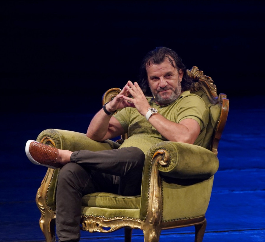 Novo oglašavanje Lukasa o fotki sa Naserom Orićem: "Izvinjavam se svima koje sam povredio"