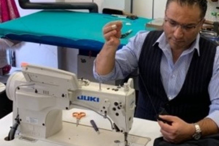 Novi Ginisov rekord: Pantalone dugačke 70 metara i teške 700 kilograma
