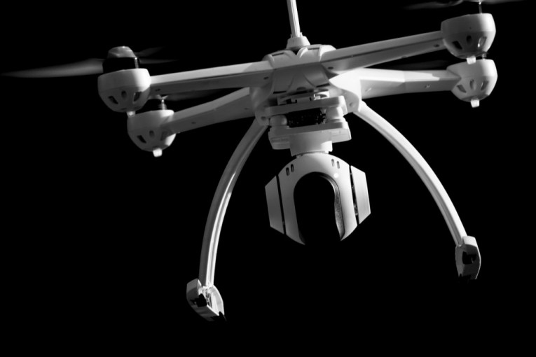 Ne brinite o tome da li ste isključili peglu - tu je kućni dron koji će to da proveri! (VIDEO)