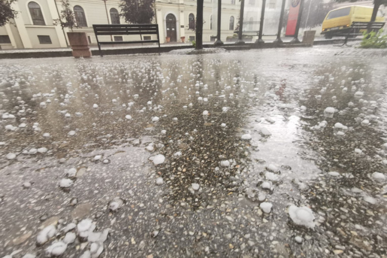 Hitno upozorenje meteorologa: Stiže jako nevreme u četiri srpska područja!