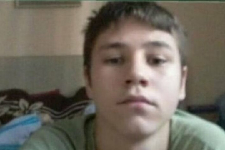 Nestao dečak (17) u Beogradu: Otac traži sina od ponedeljka (FOTO)