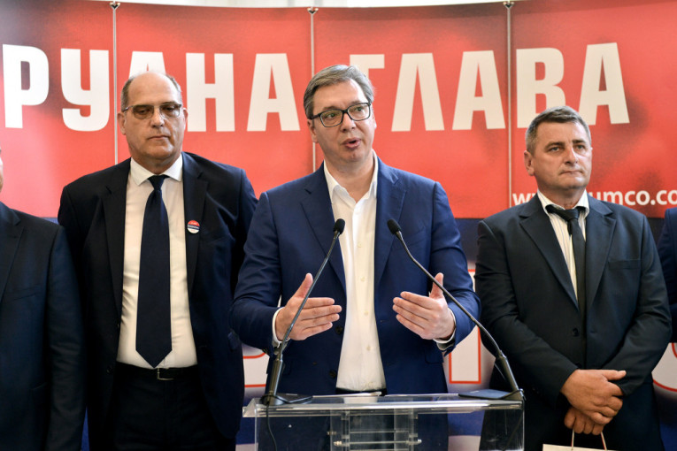 Vučić na otvaranju pogona "Jumko": Više urađeno u poslednjih nekoliko meseci nego za 70 godina (VIDEO)