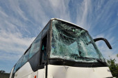 Autobus sleteo s puta kod Lazarevca, ima povređenih