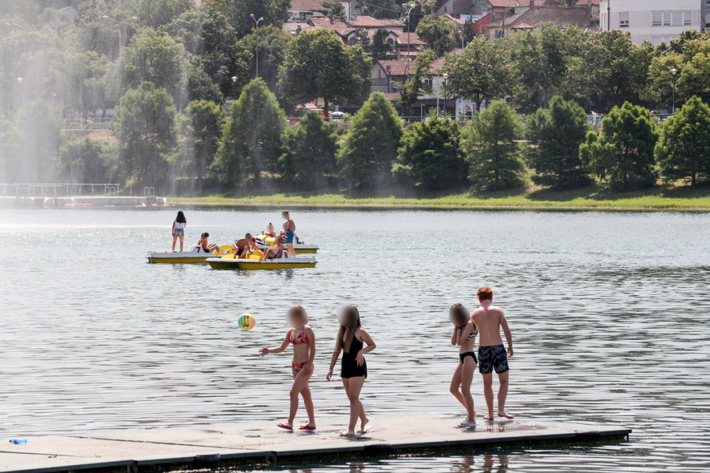 Letnja sezona na Adi Ciganliji počinje u junu, a evo zašto ne bi trebalo još da ulazite u Savsko jezero
