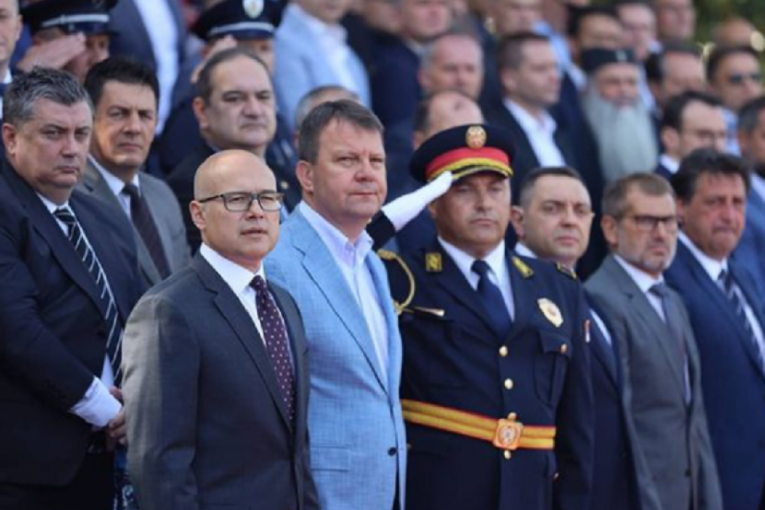 24SEDAM NOVI SAD Vučević na obeležavanju Dana žandarmerije: "Odred u Novom Sadu na visokom nivou, možemo da budemo ponosni!" (FOTO)