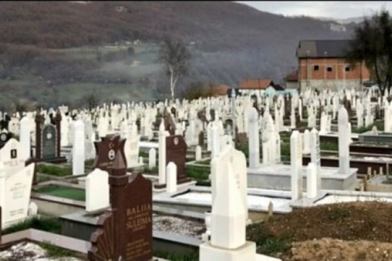 Meštani Brodareva nemaju više gde da sahranjuju mrtve: Groblje im krcato, a gradnja novog stopirana