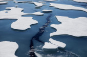 Postaje opasno: EU za zabranu eksploatacije nafte na Arktiku