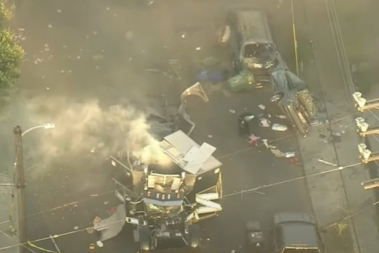 Velika eksplozija u Los Anđelesu: Policija detonirala tone eksploziva, povređeno 17 ljudi (VIDEO)