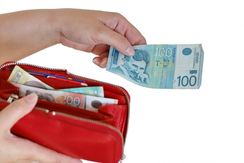 Minimalac će biti 40.000 dinara, ako se poslodavci i sindikati ne dogovore kao Slovaci