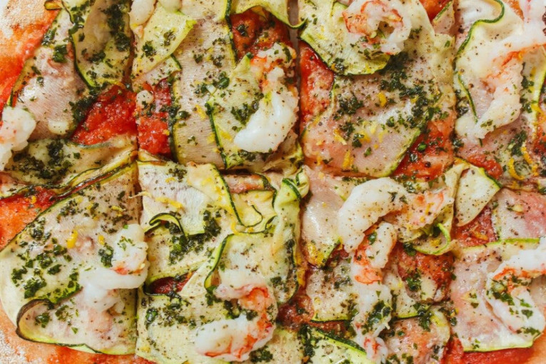 Recept dana: Pica od cukini tikvica, zdrava zamena za omiljeni italijanski specijalitet