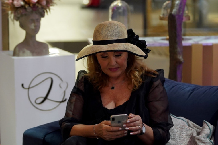 Bekuta otkrila zašto je pred prvi koncert plakala kao dete: Gledajući to život mi se okrenuo u sekundi!