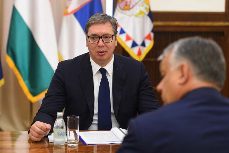 Vučić posle sastanka sa Orbanom: "Malo ko je zbog Srbije spreman da pretrpi kritike, kao što to čini Mađarska" (FOTO)